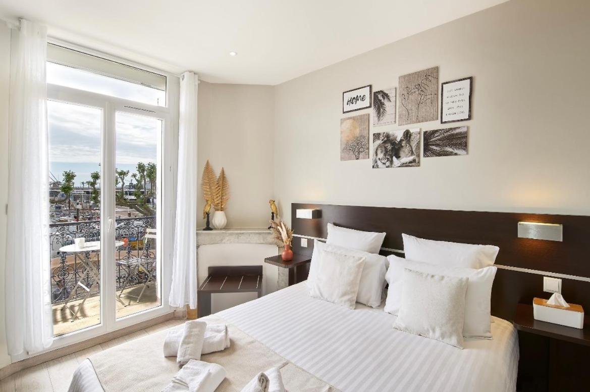 Hotel Du Vieux Port Сен-Рафаэль Экстерьер фото